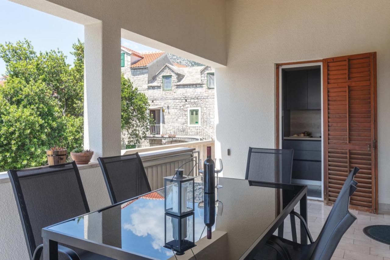 Center Apartment Golden Ray Bol Exterior foto