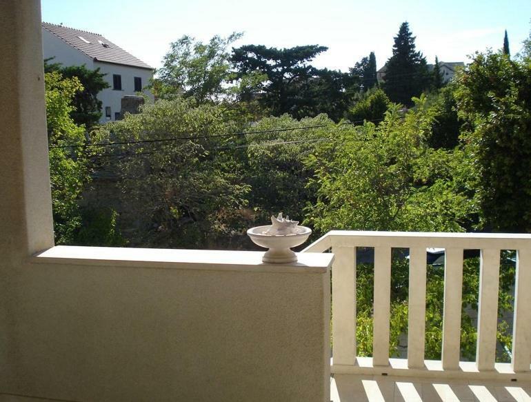 Center Apartment Golden Ray Bol Exterior foto